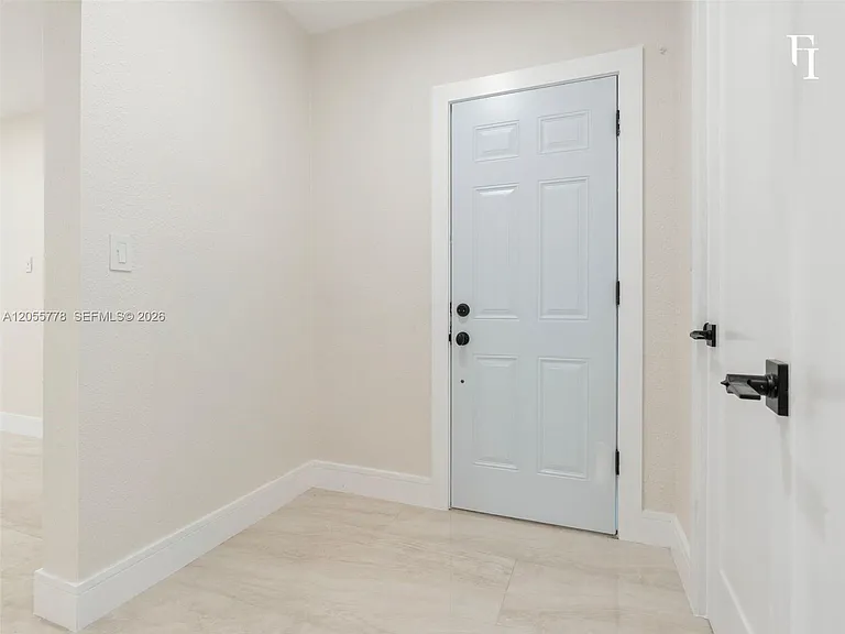 3228 NW 11th Ave — Photo 24