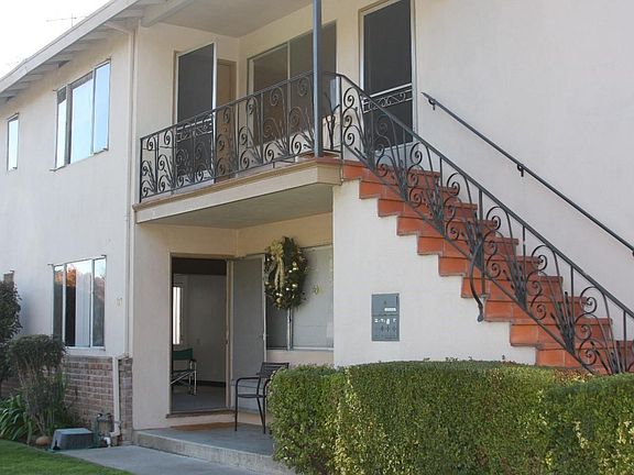 2nd image of 377 Kuehnis Dr