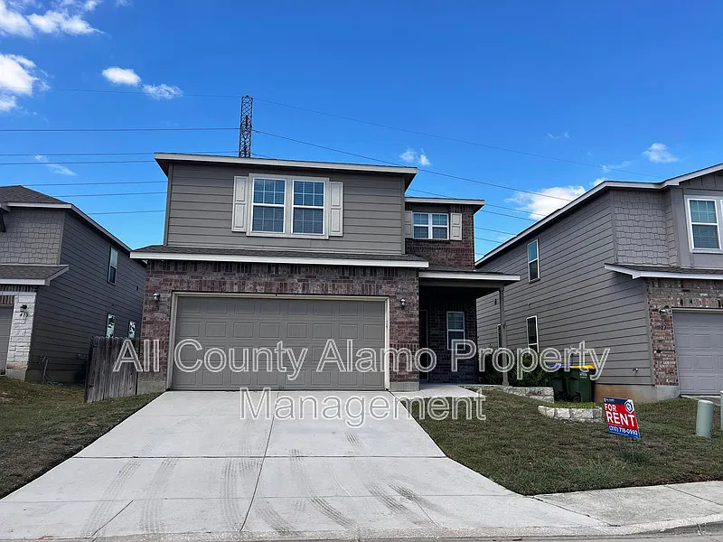 4 bed, 3.0 bath, 2040 sqft, $1,915 — Photo 2