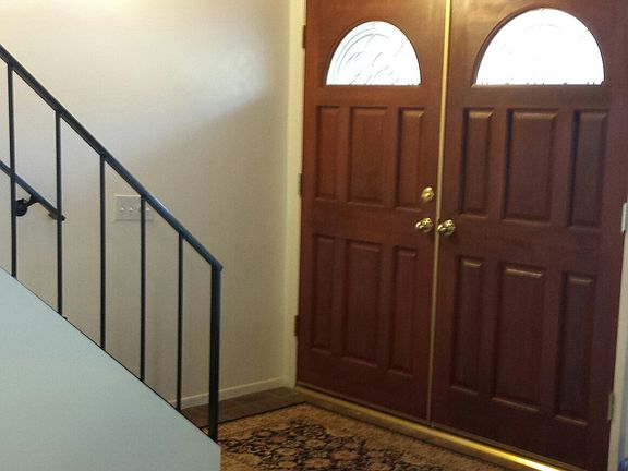 3rd image of 1530 Redwood Cir