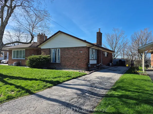 58 Mooregate Ave, Toronto, ON M1K 3V7