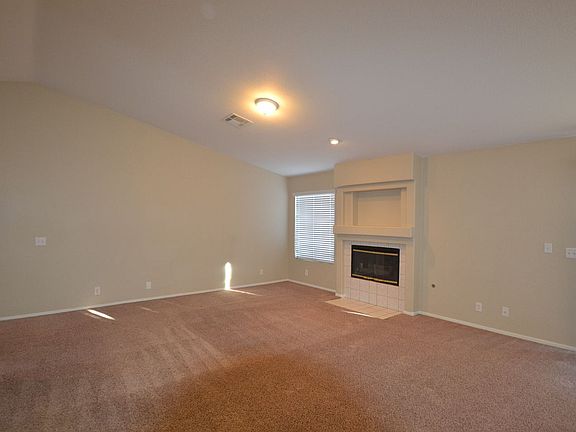 4th image of 405 Don Pedro Cir