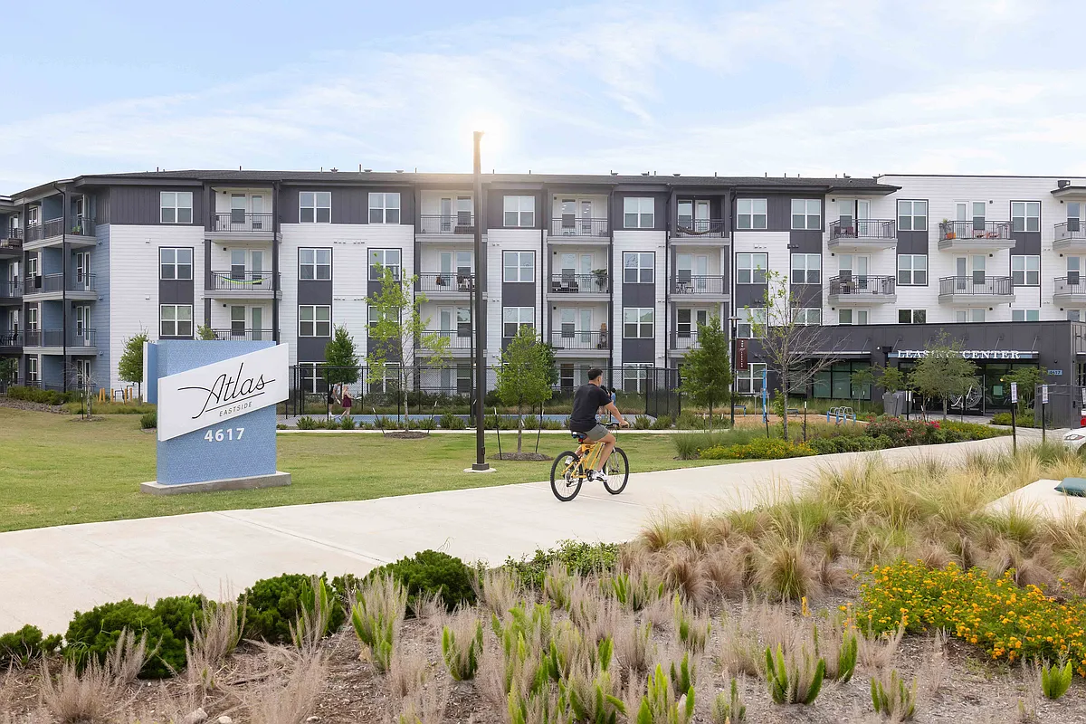 Atlas Lifestyle_LoRes1 - Atlas Eastside