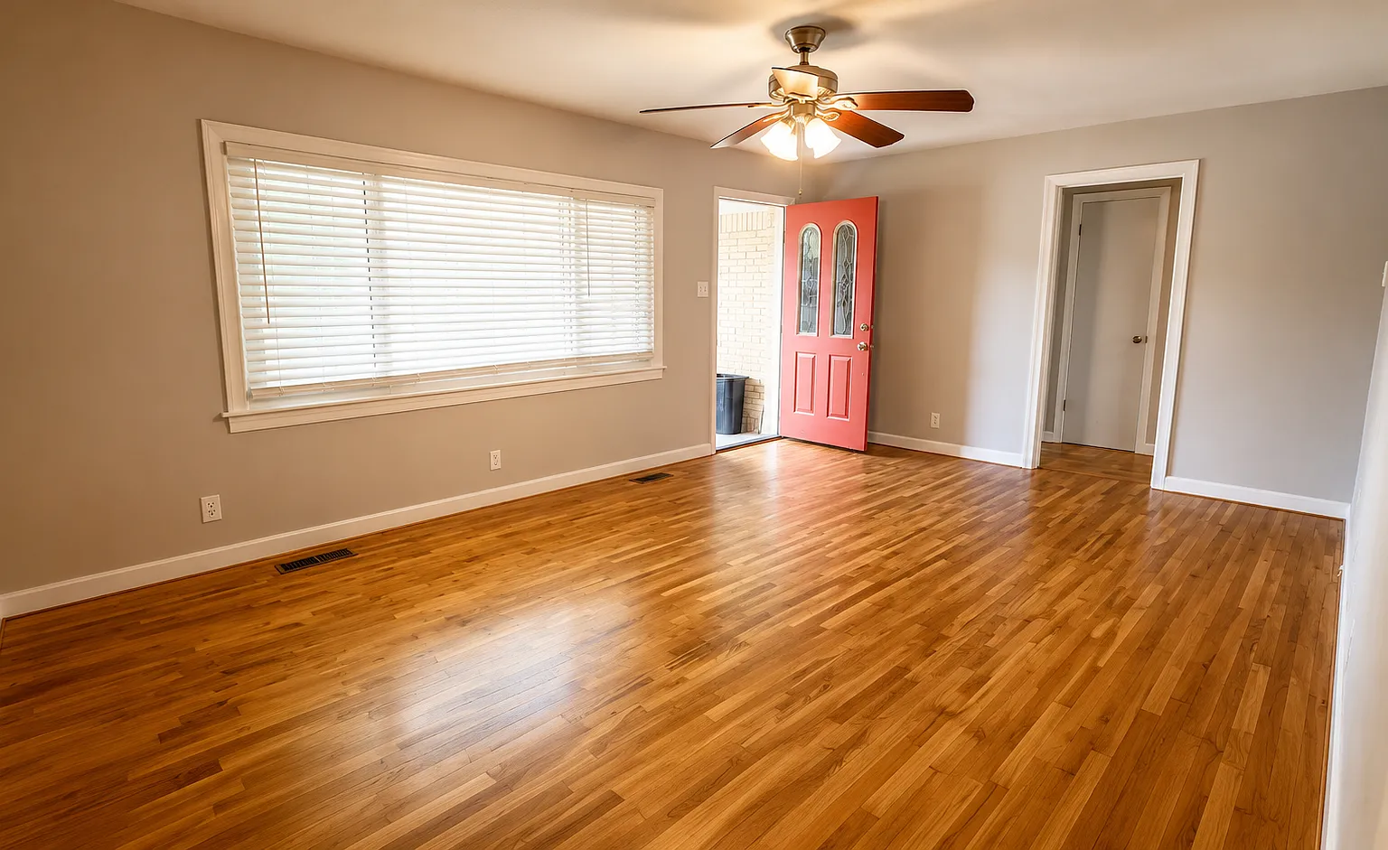 4 bed, 1438 sqft, $2,000 — Photo 3