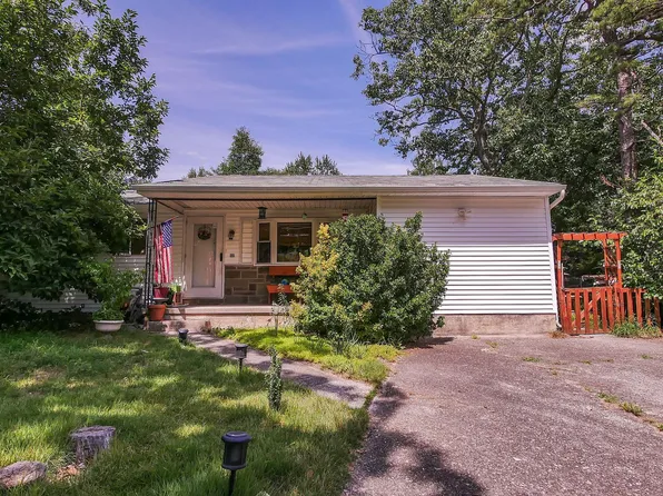 100 E Collings Dr, Williamstown, NJ 08094