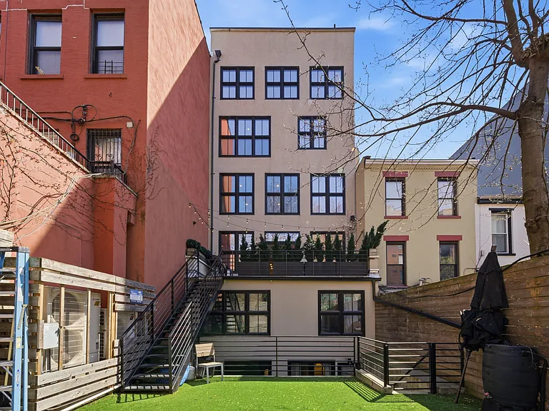 277 Greene Ave #TWNHS — Photo 21