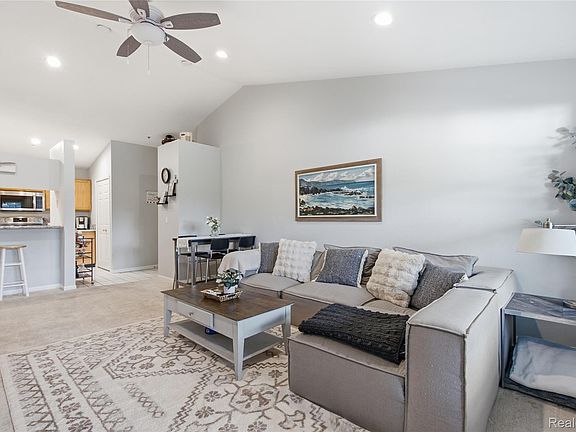 4th image of 12271 Saint Andrews Way