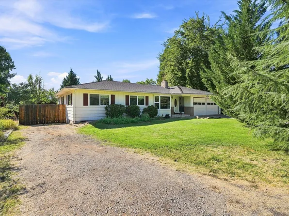416 Ardmore Ave, Medford, OR 97504