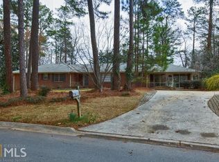 134 Spring Dr, Roswell, GA 30075