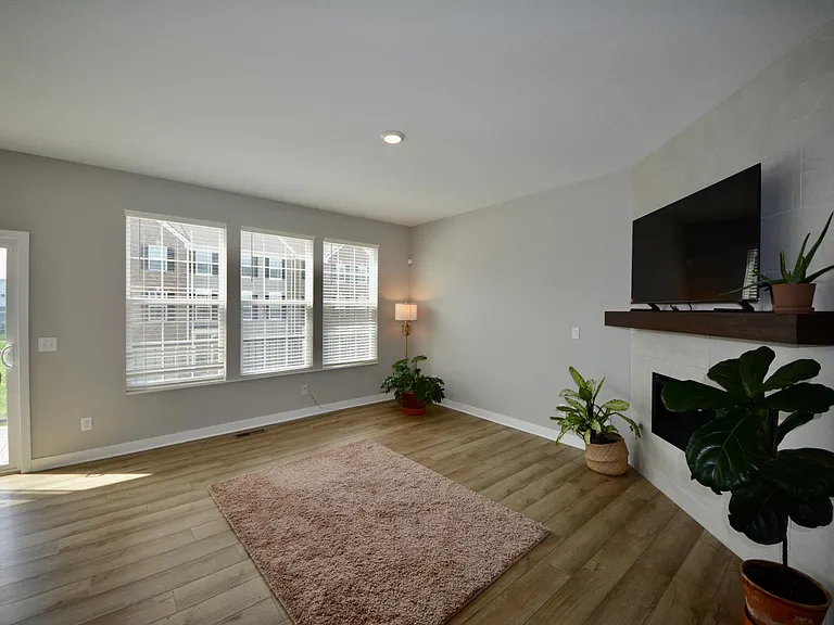 6899 Equality Blvd — Photo 14
