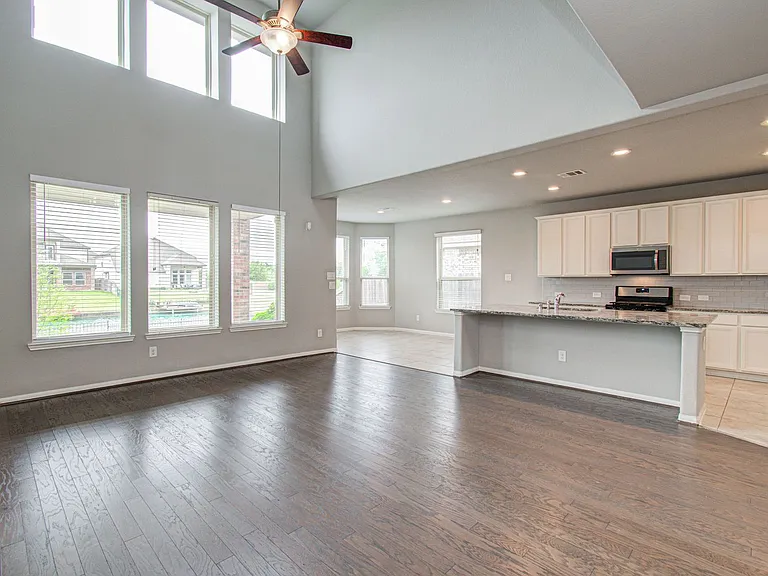 24331 Kee Cresta Ct — Photo 16