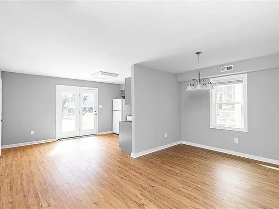 4th image of 3611 Enslow Ave