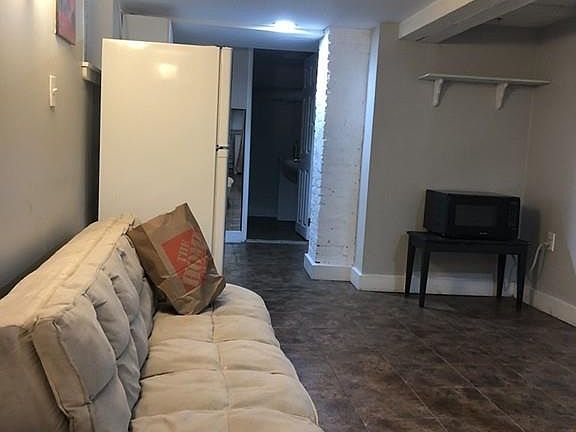 4th image of 99 Moore St #B