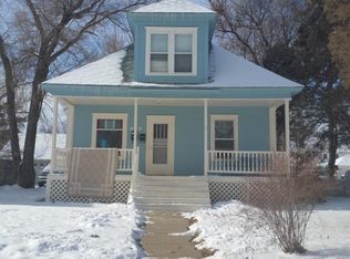 609 2nd Ave E, Williston, ND 58801