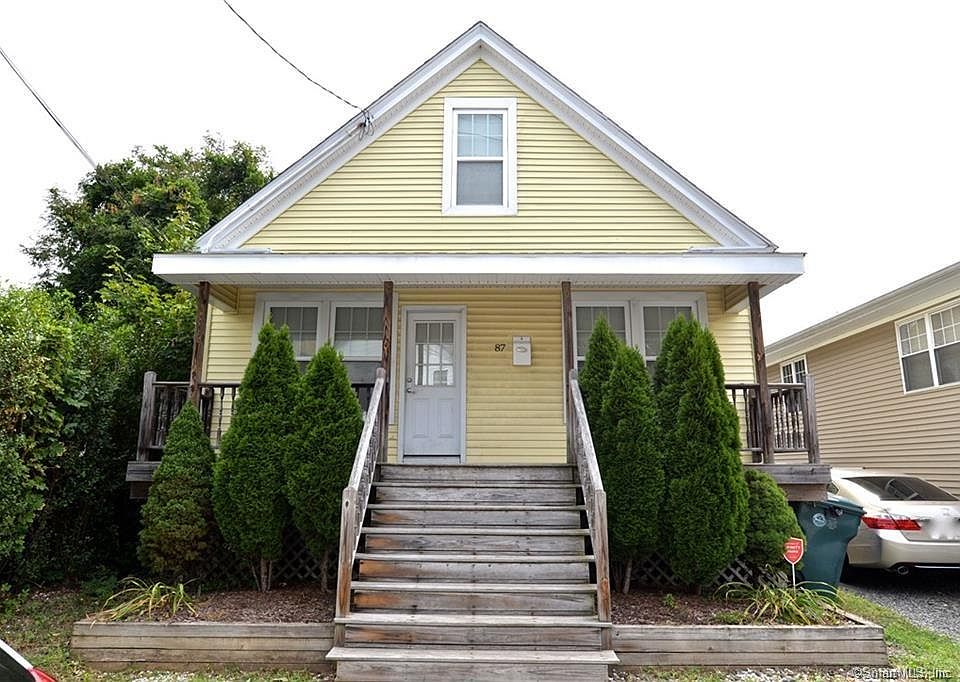 2nd image of 87 Dix St