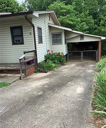 2nd image of 627 N Davis Ave