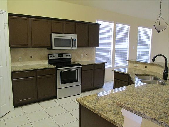 2nd image of 4916 Drexel Dr