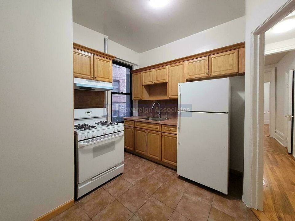 1st image of 81 Cabrini Blvd APT 4