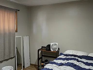5th image of 2417 Como Ave SE