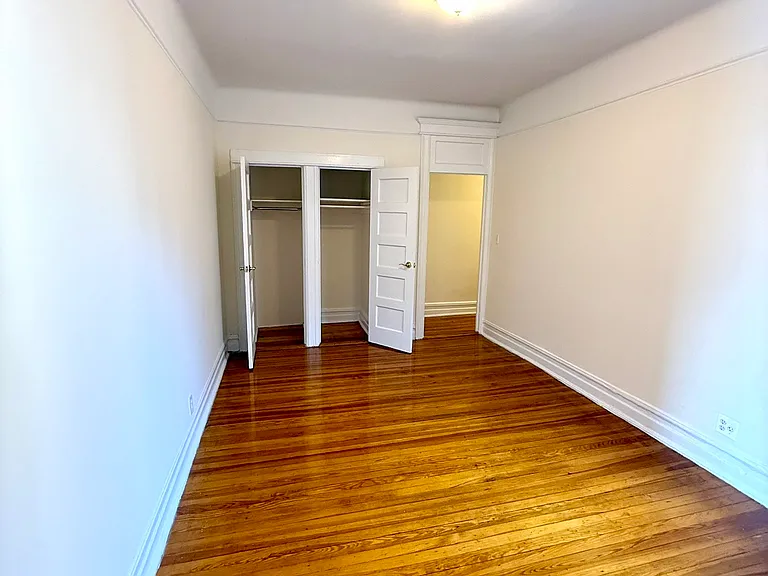 35-14 28th Ave #40 — Photo 2