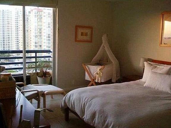 3rd image of 3300 NE 191st St APT 1601