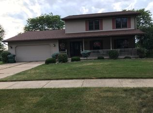 2035 Winfield Dr, Reedsburg, WI 53959