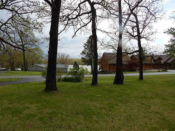 2nd image of 127 Hurley Ct