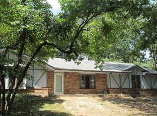 11531 Oak Hills Dr, Bentonville, AR 72712