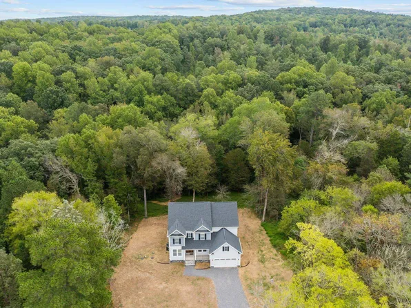 151 Riverine Dr, Pittsboro, NC 27312