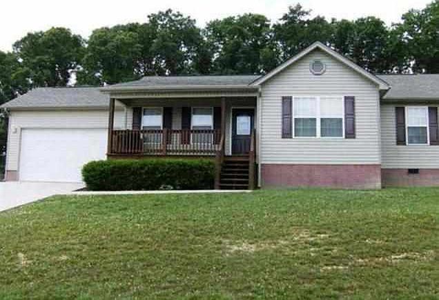 1st image of 335 Farmingdale Pl SE