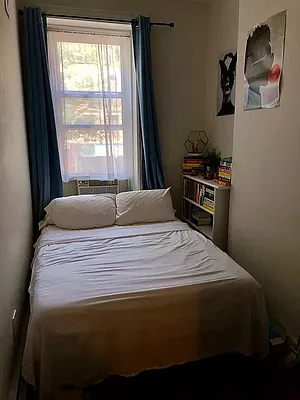 Rented by R New York | media 32