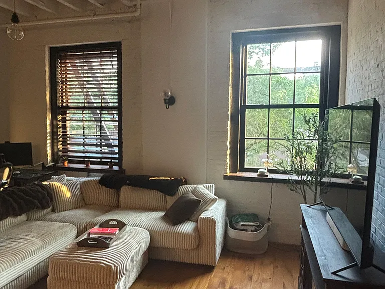 103 N 10th St #2K — Photo 7