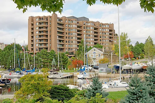 100 Lakeshore Rd E #1105 Photo 1