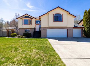 17922 E 11th Ct, Greenacres, WA 99016