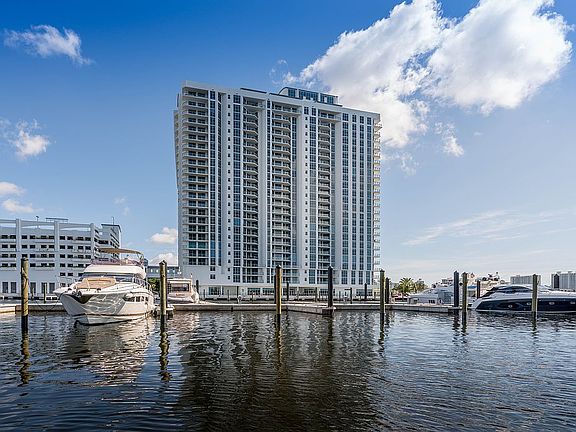 4th image of 17111 Biscayne Blvd Unit 307