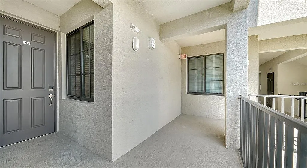 2 bed, 2.0 bath, 1142 sqft, $6,000 — Photo 3