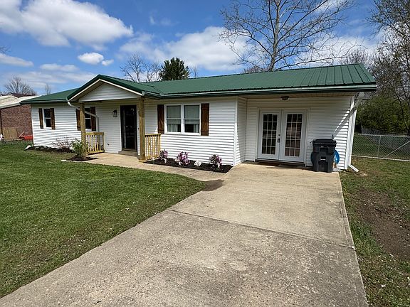 3rd image of 107 Brookwood Dr