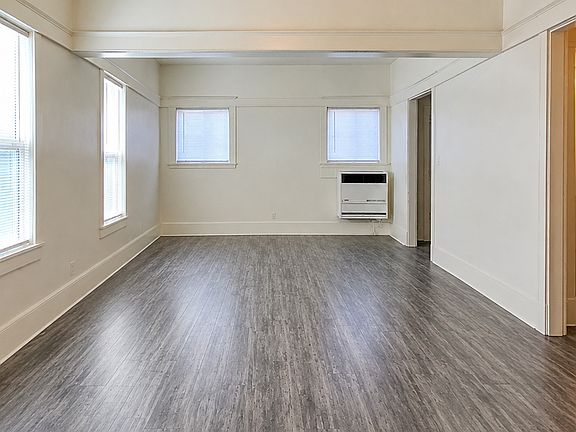 2nd image of 1709 W 45th St APT 2
