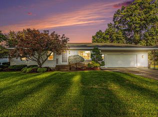 5721 Lawndale Ave, Hudsonville, MI 49426