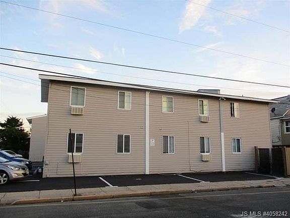 2nd image of 303 Sumner Ave #A6