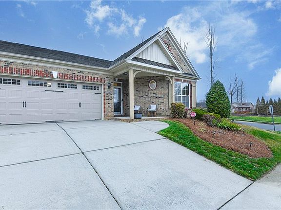 4th image of 5245 Esher Dr