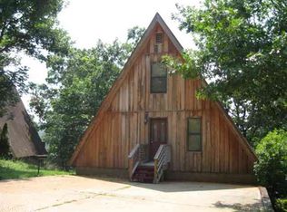 12 Kiwanie Cir, Hardy, AR 72542