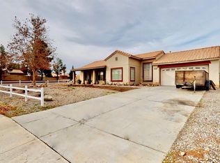 12910 Lantern Ln, Victorville, CA 92392