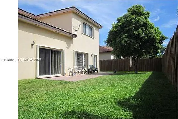 9468 SW 221st Ln — Photo 3