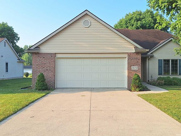 3rd image of 9678 Pawnee Way