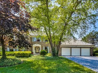 2501 Osage Dr, Glenview, IL