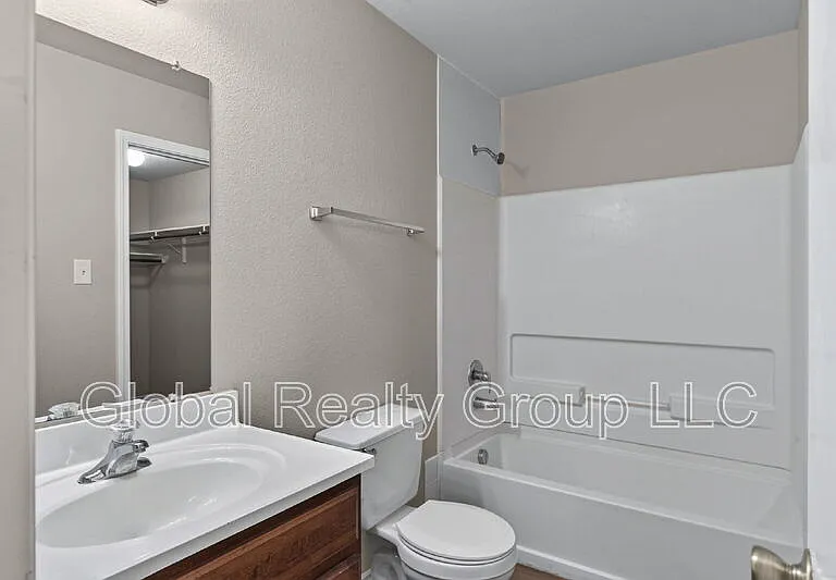 7802 Kingsbury Way #4 — Photo 19