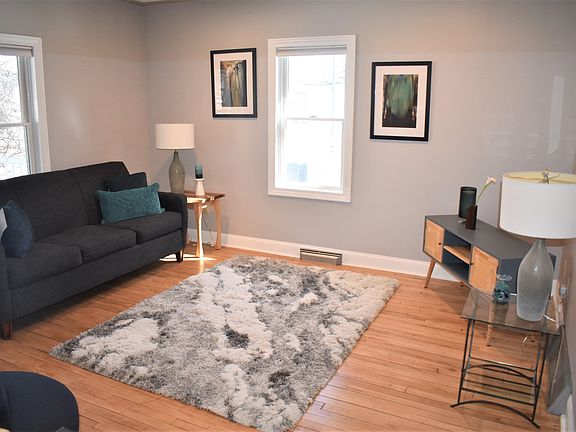 4th image of 124 Bradley Ct