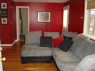 4th image of 1015 Holmes St