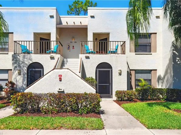 3323 Olympic Dr APT 724, Naples, FL 34105